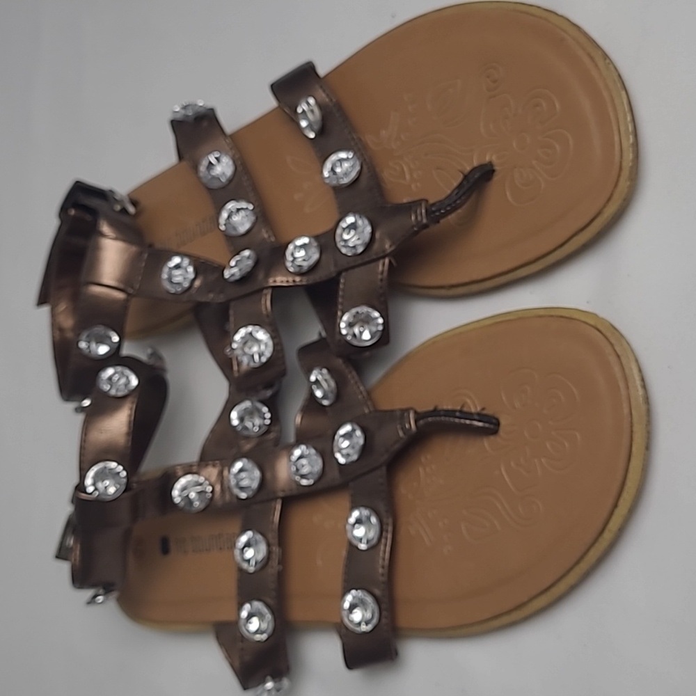 NO BOUNDARIES GLADIATOR EMBELLISHED SANDALS COPPER SIZE 7.5